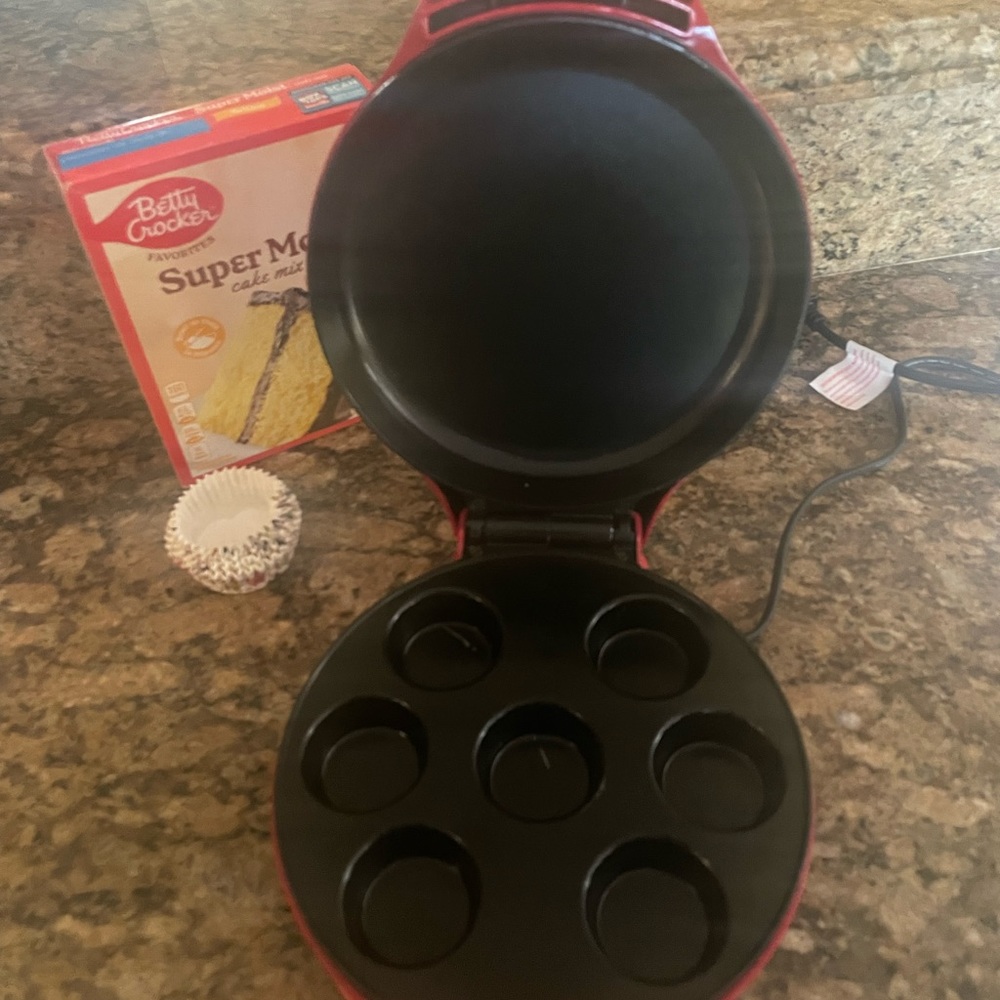 Mini cupcake maker - Picture 10 of 16
